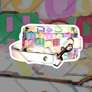 (NWT) Vintage DOONEY & BOURKE® "Doodle" Medium PU Case - White